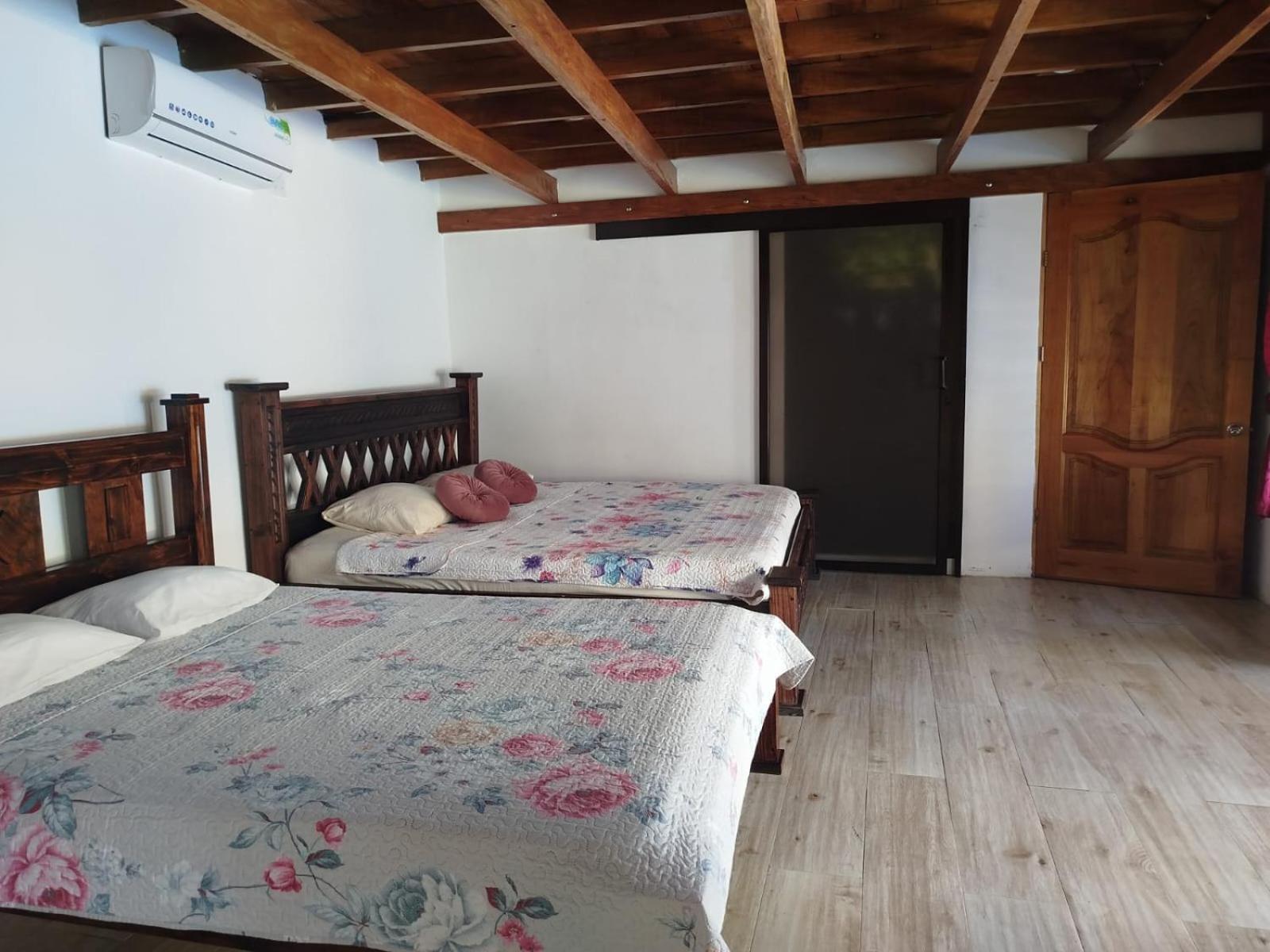 Hotel Liah'S Tortuguero Kültér fotó
